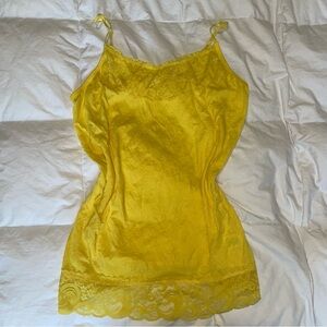 yellow cami and scarf